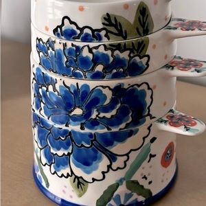 Anthropologie - Floral Stacking Ceramic Measuring Cups